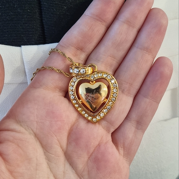 Heart Necklace - Picture 2 of 6